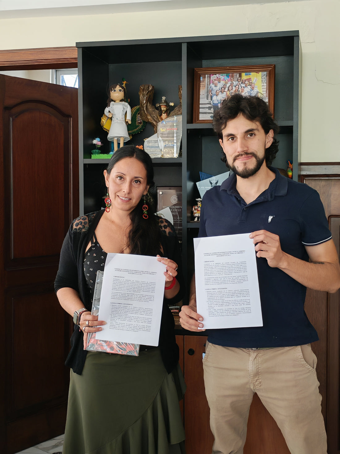Alianzas que Transforman: El Ecosistema Detrás de la Red de Libros Puente